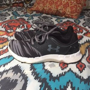 Boys under armour shoes